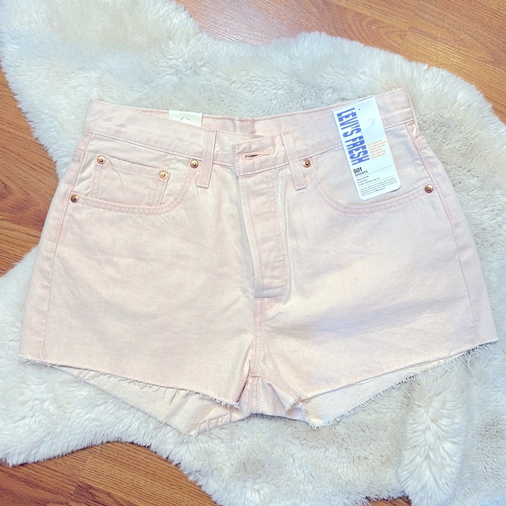 LEVI’S 501 Shorts NEW WITH TAGS